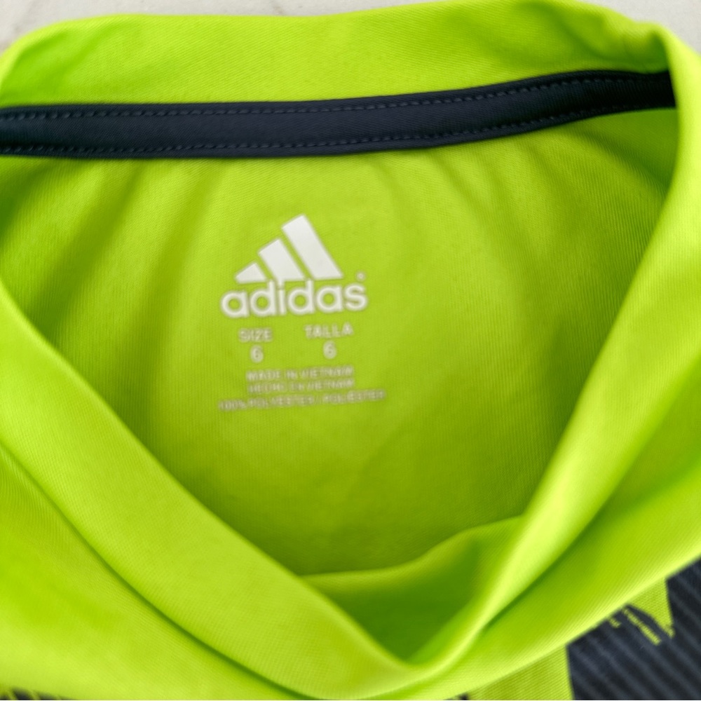Adidas Tee - Picture 2 of 3